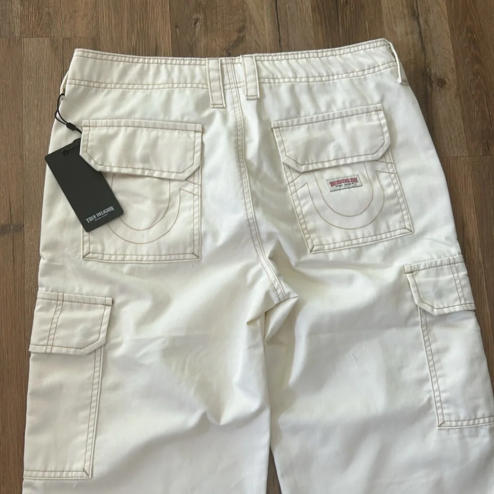 TRUE RELIGION WOMENS MILITARY CARGO PANT WINTER WHITE Sz 29 NEW - Picture 3 of 13